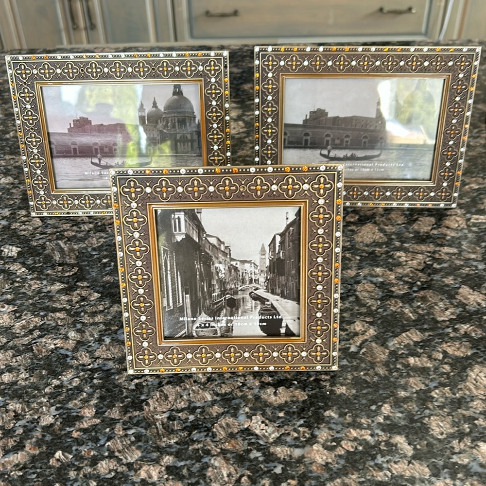 MILANO ANTIQUITY ANTIQUED MATTE BRONZE ASSORTED PICTURE FRAMES  (2) 4x6 (1) 4x4